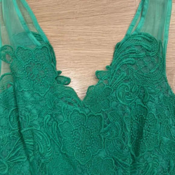 Lace Overlay Silk Green Dress Size 6 - Picture 2 of 12